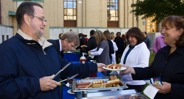 BBQ de la rentrée 2012 à la Faculté de médecine de l'UdeM